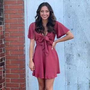 ❗️WORN ONCE❗️
Billy J Boutique AUS 6 = US XS
Berry Pink Satin Luna Dress